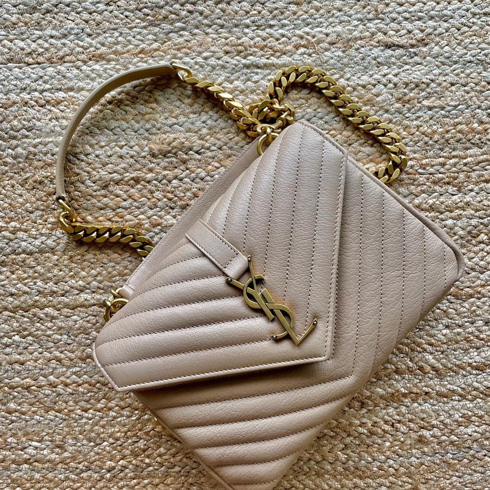 College Medium YSL Lambskin Bag with Golden Hardware Beige. Perfect condition